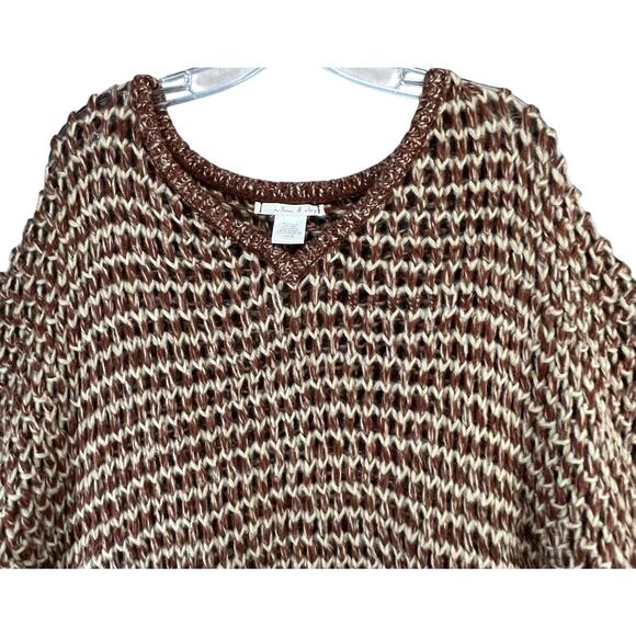 Willow & Clay Poncho M Brown Open Crochet Knit Fringe Oversized Boho Chunky Cozy - Picture 5 of 14